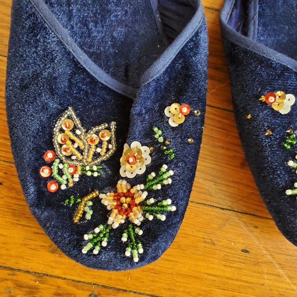 Beaded slip on shoes/slippers - Picture 3 of 5